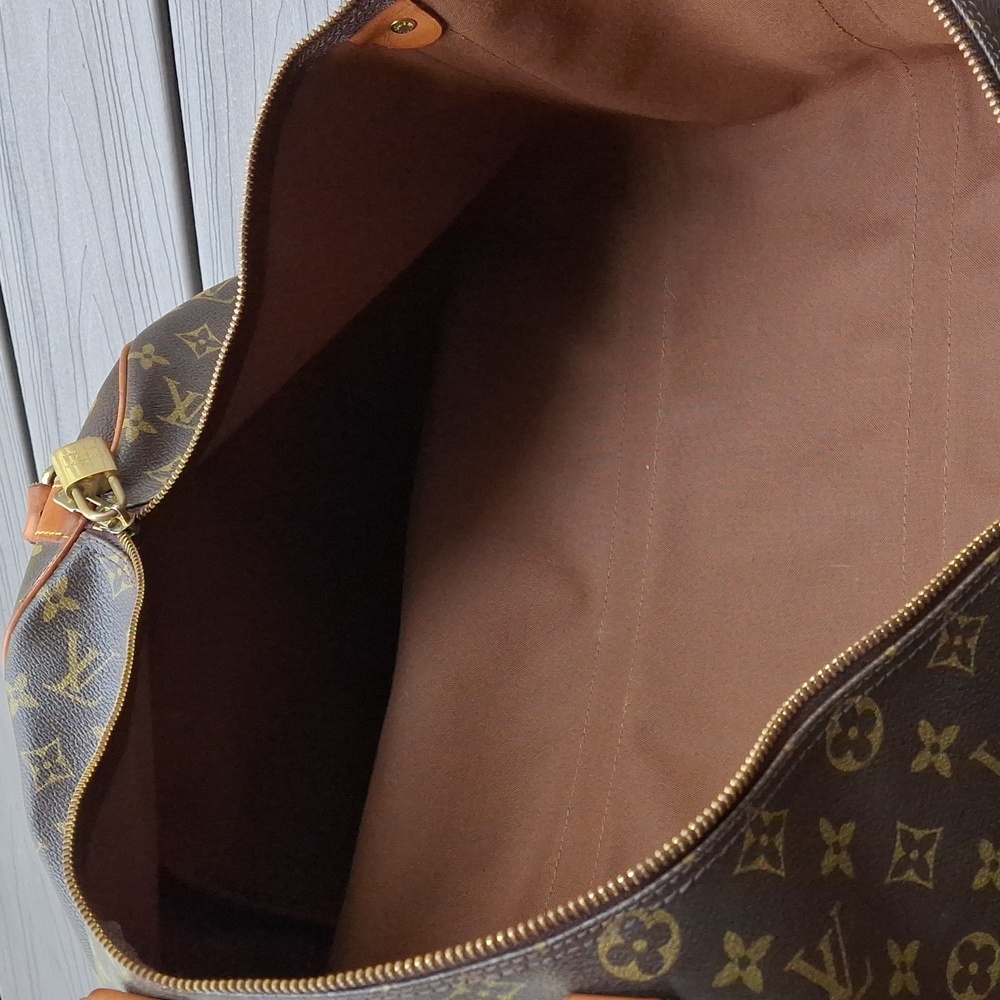 Louis Vuitton duffle bag - Picture 13 of 16